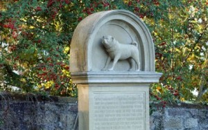 Mopsdenkmal Winnenden